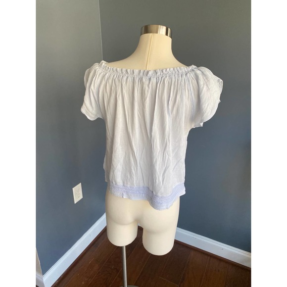 Hollister baby blue off the shoulder embroidered boho top - Picture 3 of 13